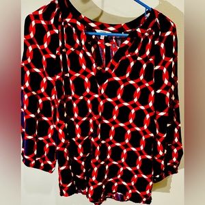 Women’s Crown & Ivy Medium Navy, Red & White vneck long sleeve top, thin & light
